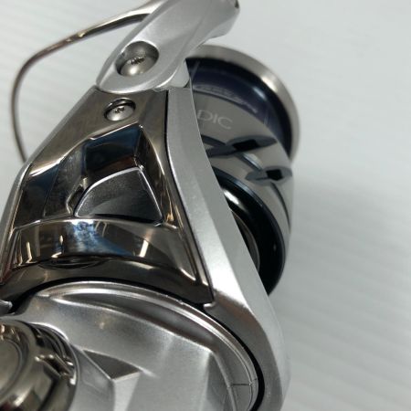 σσ SHIMANO シマノ スピニングリール 23ストラディック 3000MHG 045874
