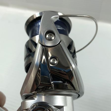 σσ SHIMANO シマノ スピニングリール 23ストラディック 3000MHG 045874