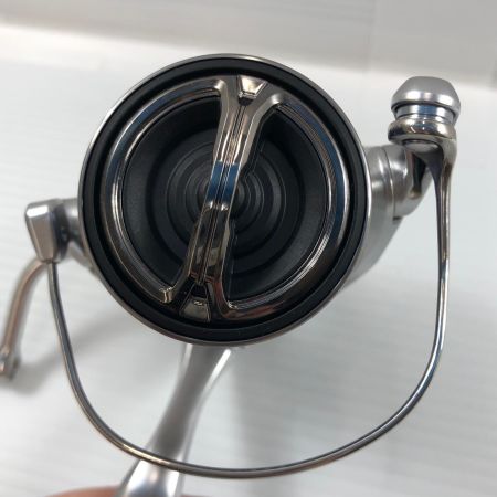 σσ SHIMANO シマノ スピニングリール 23ストラディック 3000MHG 045874