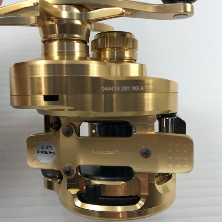 σσ SHIMANO シマノ ベイトリール 22カルカッタコンクエスト 201XG 044419