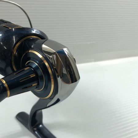 DAIWA ダイワ スピニングリール 23ソルティガ 5000-XH キズ有 00065028