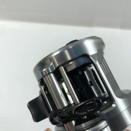 σσ SHIMANO シマノ ベイトリール 19カルカッタコンクエストDC 201 03979