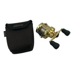 σσ SHIMANO シマノ ベイトリール 22カルカッタコンクエスト 200XG 044402 Aランク