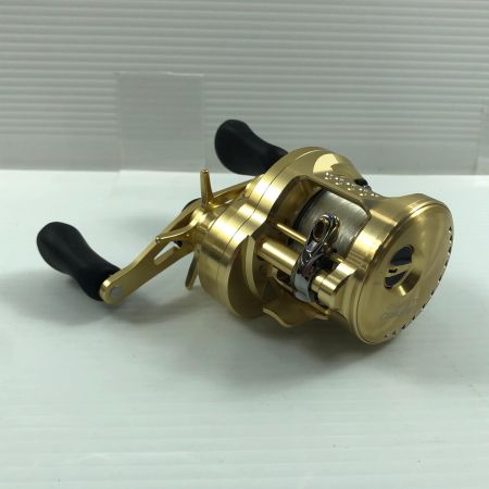 σσ SHIMANO シマノ ベイトリール 22カルカッタコンクエスト 200XG 044402