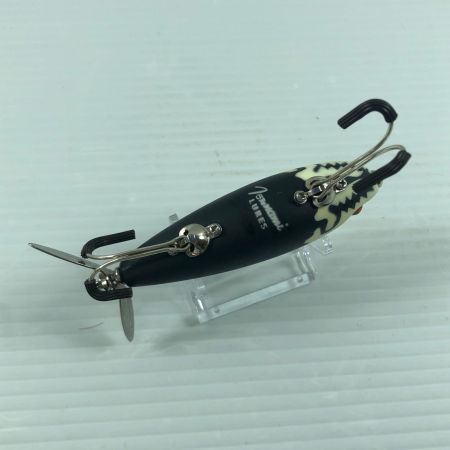 σσ LESS isMORE 津波ルアーズモルディンロジタルタバズ