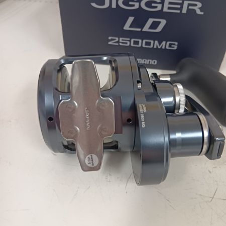 SHIMANO シマノ 046581 釣り用品 リール ベイトリール 24オシアジガーLD 2500MG 程度A