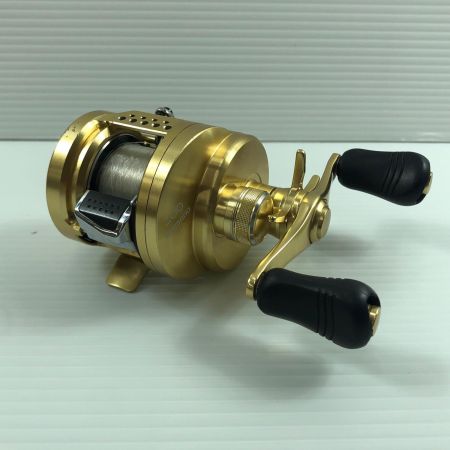 σσ SHIMANO シマノ ベイトリール  14カルカッタコンクエスト 200 キズ有 03204