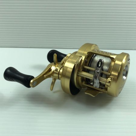 σσ SHIMANO シマノ ベイトリール  14カルカッタコンクエスト 200 キズ有 03204
