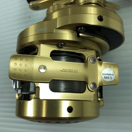 σσ SHIMANO シマノ ベイトリール  14カルカッタコンクエスト 200 キズ有 03204