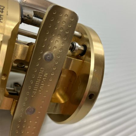 σσ SHIMANO シマノ ベイトリール カルカッタコンクエスト 101 RH443