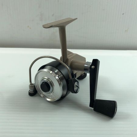 σσ Abu Garcia アブガルシア スピニングリール Cardinal 3 箱付