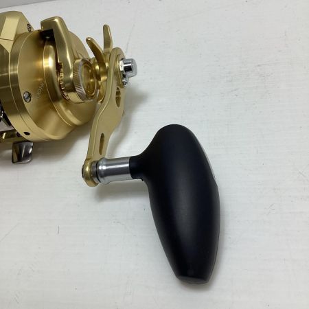 SHIMANO シマノ ベイトリール SHIMANO 03820 18オシアコンクエストCT 300HG 03820