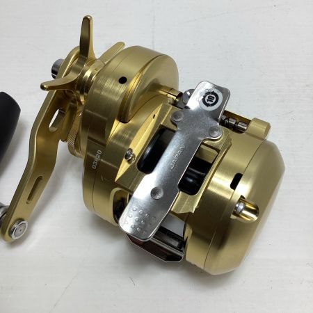 SHIMANO シマノ ベイトリール SHIMANO 03820 18オシアコンクエストCT 300HG 03820