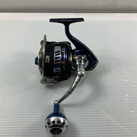 σσ DAIWA ダイワ スピニングリール 14ソルティガ 5500H キズ有 059535