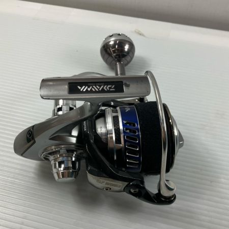 σσ DAIWA ダイワ スピニングリール10ソルティガ 4500 キズ有 059505