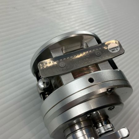 σσ SHIMANO シマノ  ベイトリール 13オシアカルカッタ 300HG キズ有 03058