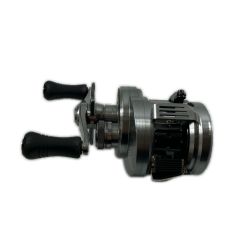 σσ SHIMANO シマノ ベイトリール19カルカッタコンクエストDC 201 03979 Bランク