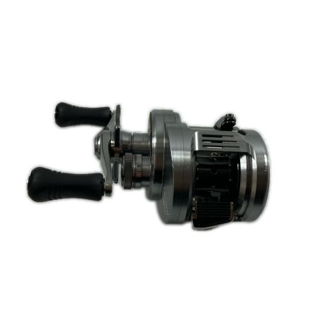 σσ SHIMANO シマノ ベイトリール19カルカッタコンクエストDC 201 03979
