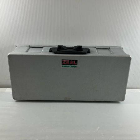 σσ ZEAL ルアーケース アマゾンボックスⅡ リバーシブル  シルバー