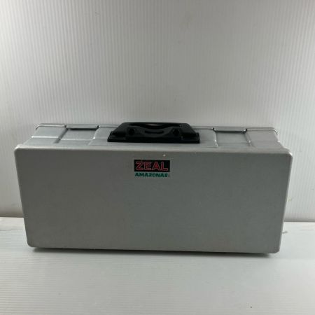 σσ ZEAL ルアーケース アマゾンボックスⅡ リバーシブル  シルバー