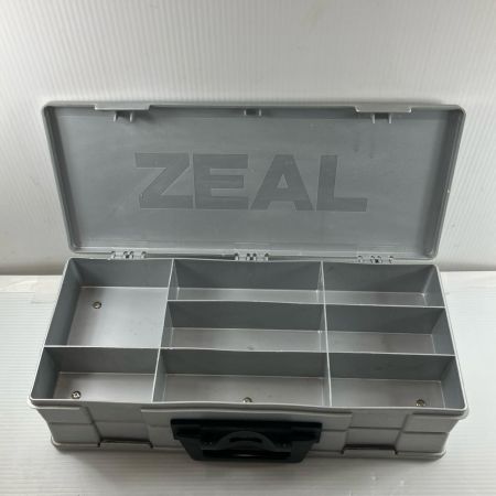 σσ ZEAL ルアーケース アマゾンボックスⅡ リバーシブル  シルバー