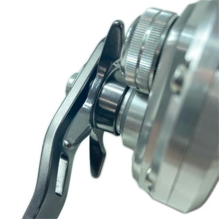 DAIWA ダイワ 両軸リール 15キャタリナ BJ2000SH-L 613706 箱・替スプール付