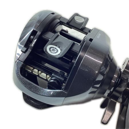 SHIMANO シマノ ベイトリール 18アンタレスDC MDXG RH 03874 箱・リールポーチ付