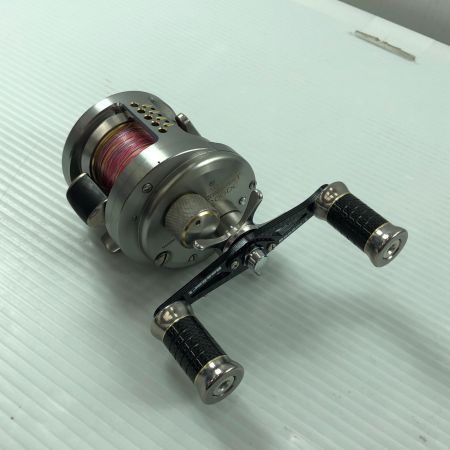 σσ SHIMANO シマノ ベイトリール 03カルカッタコンクエスト 200DC  バサートカーボンハンドル RH460