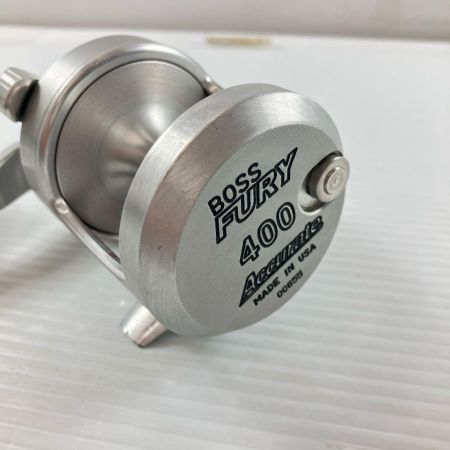 σσ  両軸リール ACCURATE BOSS FURY 400 キズ有 00655