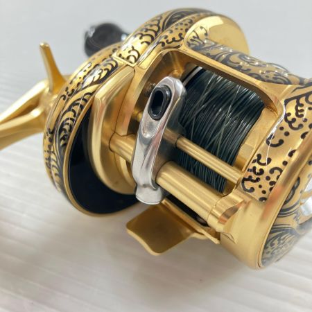 σσ SHIMANO シマノ ベイトリール 15カルカッタコンクエスト200HG ゴメクサスハンドルノブ 03439