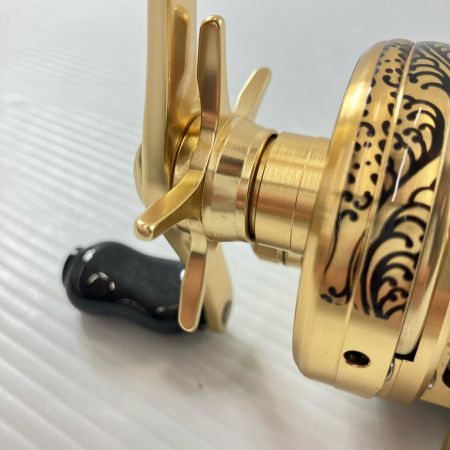 σσ SHIMANO シマノ ベイトリール 15カルカッタコンクエスト200HG ゴメクサスハンドルノブ 03439