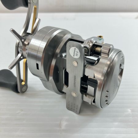 σσ SHIMANO シマノ ベイトリール 23カルカッタコンクエストBFS HGR 美品 045683