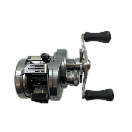 σσ SHIMANO シマノ ベイトリール 19カルカッタコンクエストDC 200 キズ有  03978