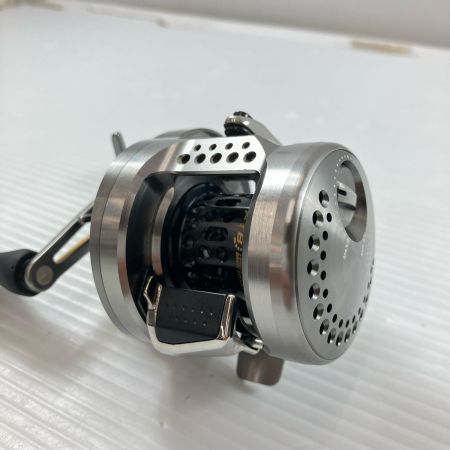 σσ SHIMANO シマノ ベイトリール 17カルカッタコンクエストBFS HG L  03676