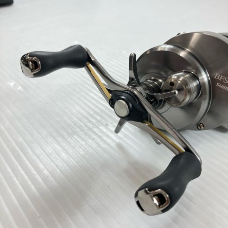 σσ SHIMANO シマノ ベイトリール 17カルカッタコンクエストBFS HG L  03676