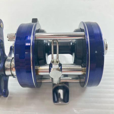 σσ ABU ベイトリール アンバサダー 2500C ブルー キズ有