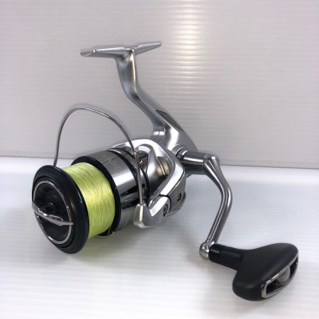 SHIMANO シマノ スピニングリール 19ストラディック4000XG  04024