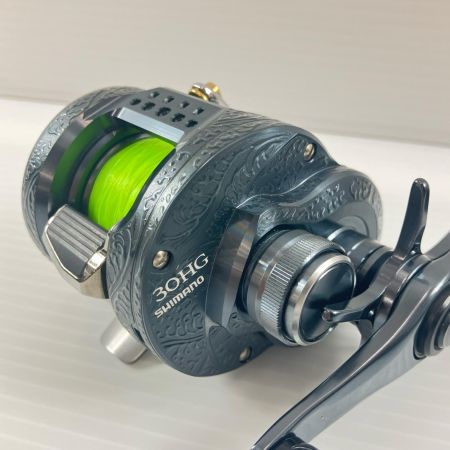SHIMANO シマノ ベイトリール 24カルカッタコンクエスト シャローエディション 30HG グルーミングデカール加工 046734