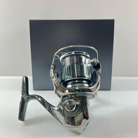 SHIMANO シマノ スピニングリール 22ステラ C2000S 未使用 箱付 043832