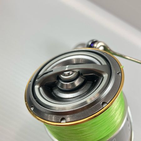 SHIMANO シマノ スピニングリール 18ステラ 4000MHG ボディに小キズ有 ゴメクサスハンドルノブ 03810