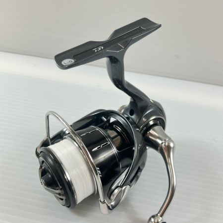 DAIWA ダイワ スピニングリール 24ルビアス SF2000SS-P 使用感有 箱付 389207