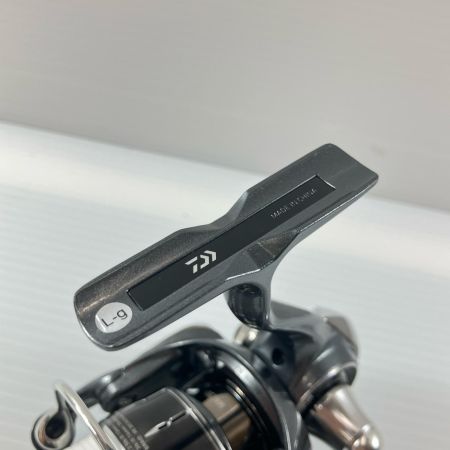 DAIWA ダイワ スピニングリール 24ルビアス SF2000SS-P 使用感有 箱付 389207