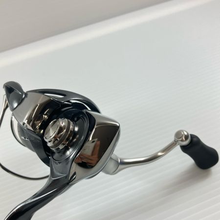 DAIWA ダイワ スピニングリール 24ルビアス SF2000SS-P 使用感有 箱付 389207