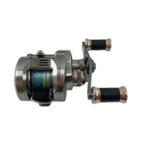 SHIMANO シマノ ベイトリール 26カルカッタコンクエストDC200XG バサートハンドル 048752