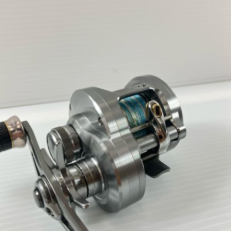 SHIMANO シマノ ベイトリール 26カルカッタコンクエストDC200XG バサートハンドル 048752