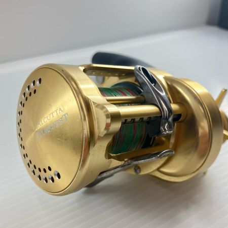 SHIMANO シマノ 片軸リール 18カルカッタコンクエスト 401 キズ有 箱付 03866