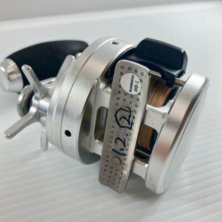 SHIMANO シマノ ベイトリール 11オシアカルカッタ 201HG キズ有 箱付 02779