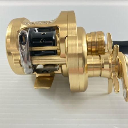 SHIMANO シマノ ベイトリール 14カルカッタコンクエスト 101 箱付 03203