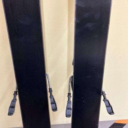 VOLKL フォルクル スキー カービングスキー VOLKL 149cm ATTIVA　ホワイト×ライトグリーン ホワイト×ライトグリーン エッジ・滑走面整備済み