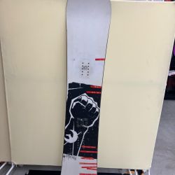 NITRO SNOWBOARDS ナイトロスノーボード 160cm ホワイト×ブラック 程度B SYPRATEAM ホワイト×ブラック Bランク